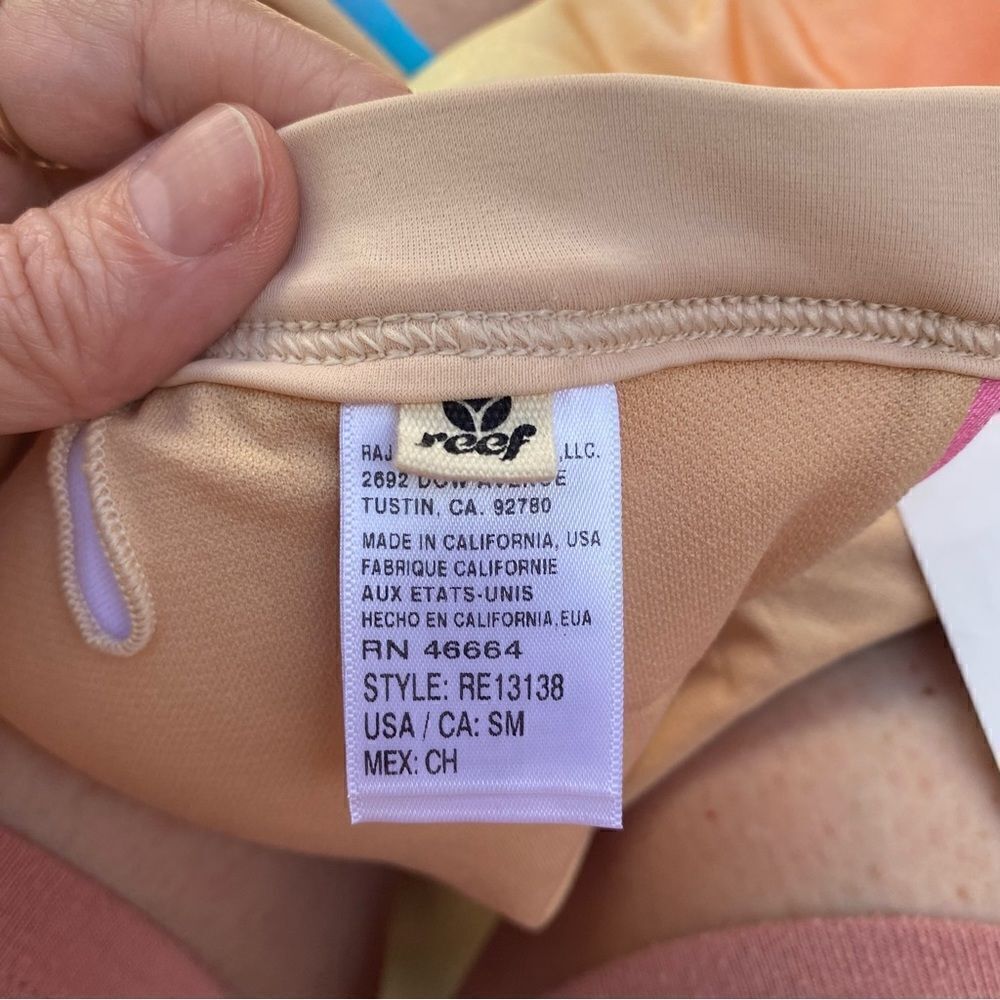 REEF Sun kissed ombré bikini top size small - Picture 9 of 9